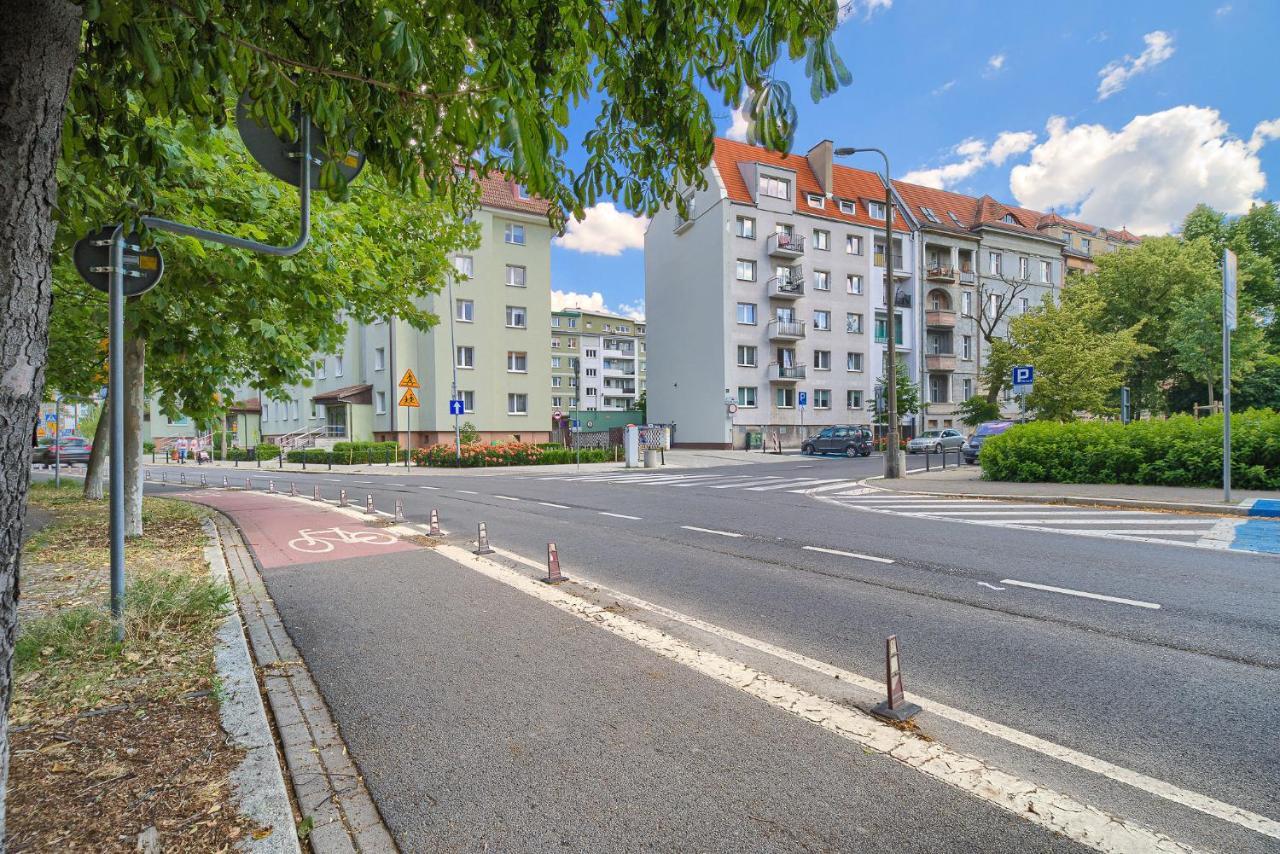 Family Center Spot Apartment Poznan Exterior photo